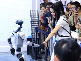 机器人产业站上资本风口：IPO热潮下寻找稳定锚